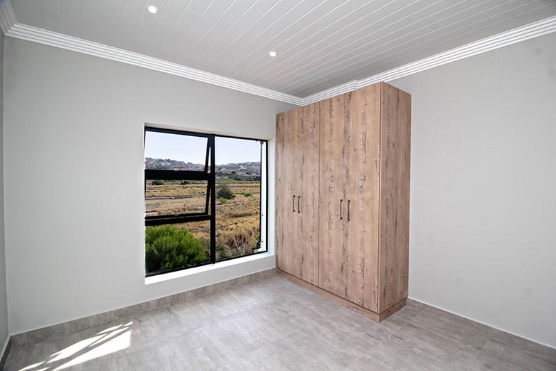 2 Bedroom Property for Sale in Hartenbos Heuwels Western Cape